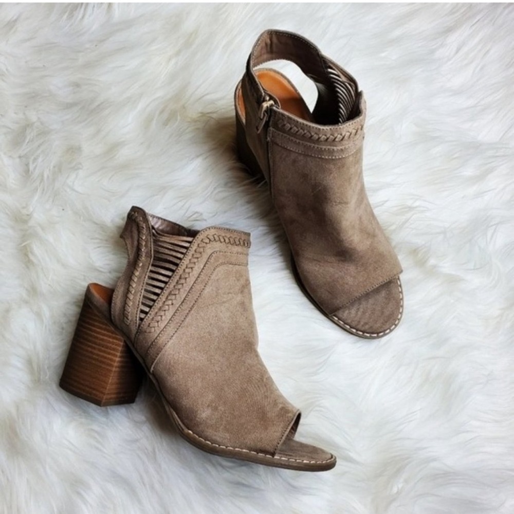 Jazlyn Microsuede Whipstitch Block Heel Pumps